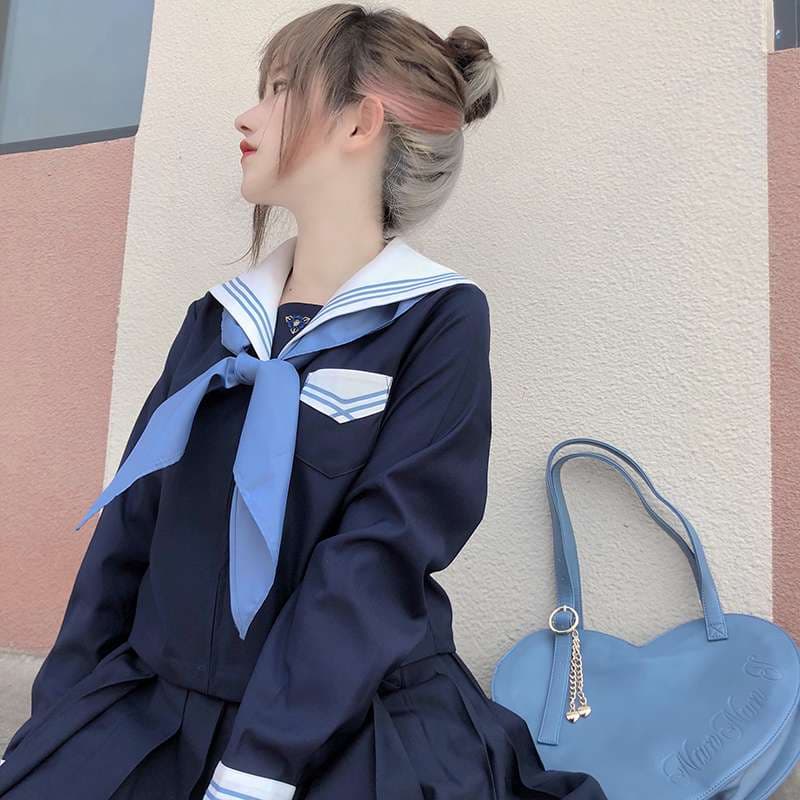 セーラー服 清楚な学生風 コスプレ衣装