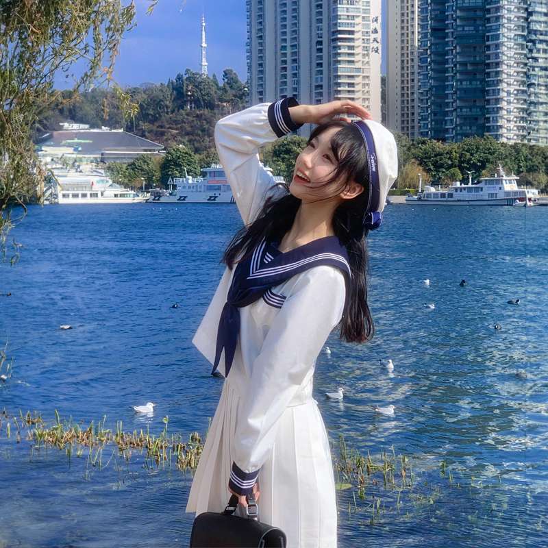 セーラー服 爽やかマリンスタイル