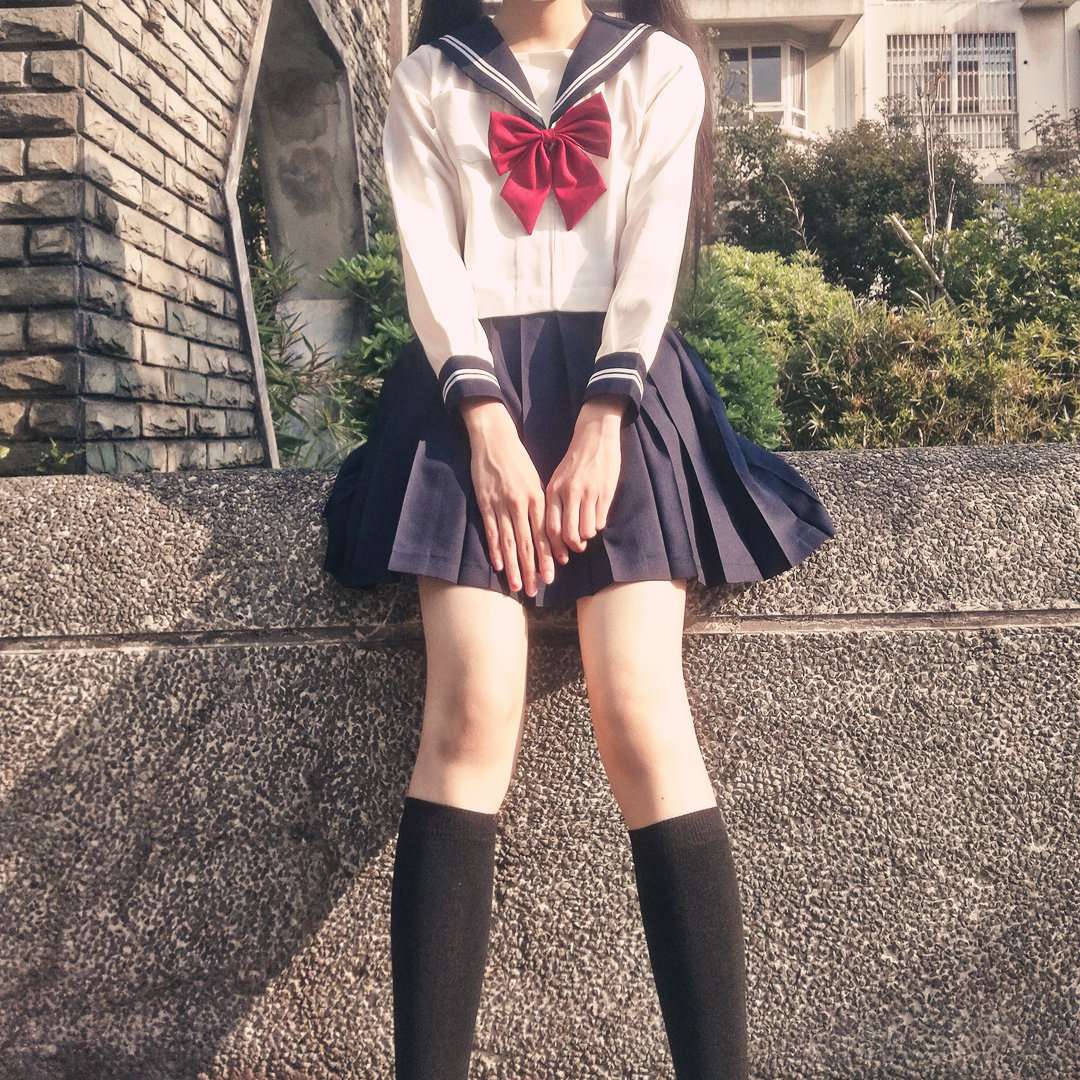 セーラー服 赤リボンのクラシック
