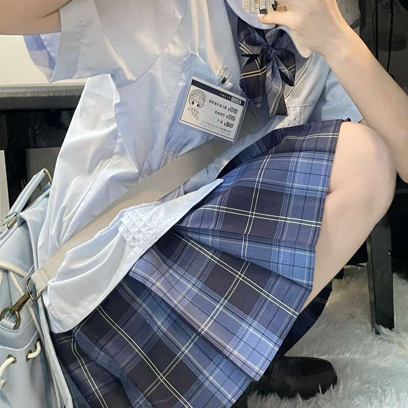 セーラー服 清楚な雰囲気の学生風 セット