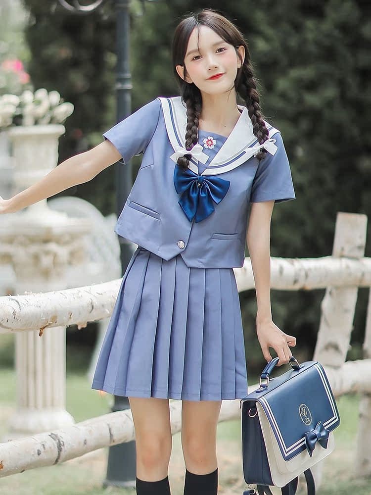 セーラー服 清楚系セーラー襟付き半袖ブラウス
