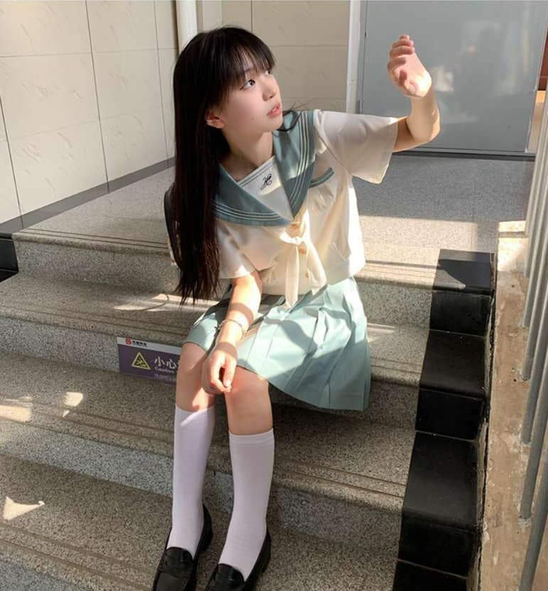 セーラー服 爽やかな印象の学生