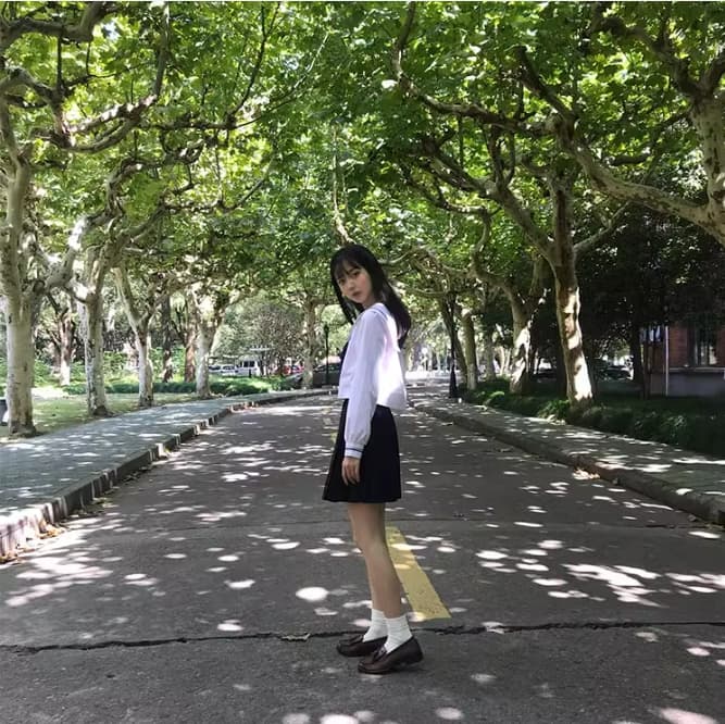 セーラー服 大きなリボンの 上下セット