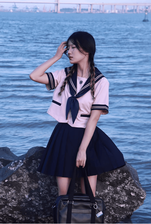 セーラー服 可愛いピンク系 上下セット