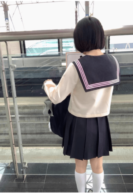 セーラー服 長袖 可愛いリボン付き