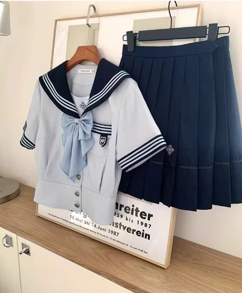 セーラー服 爽やかブルーリボン セーラー制服