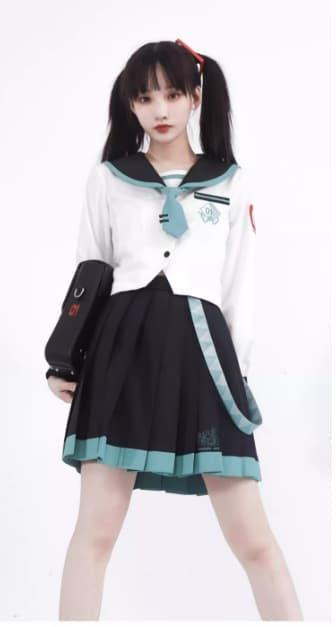 セーラー服 ハツネミクモデル コスプレ衣装