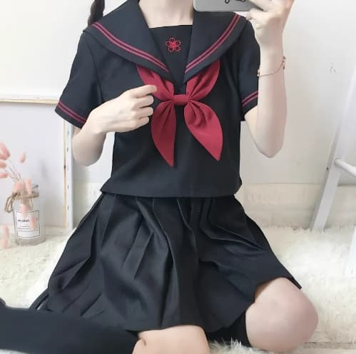 セーラー服 モダンセーラー風制服 黒×赤リボン