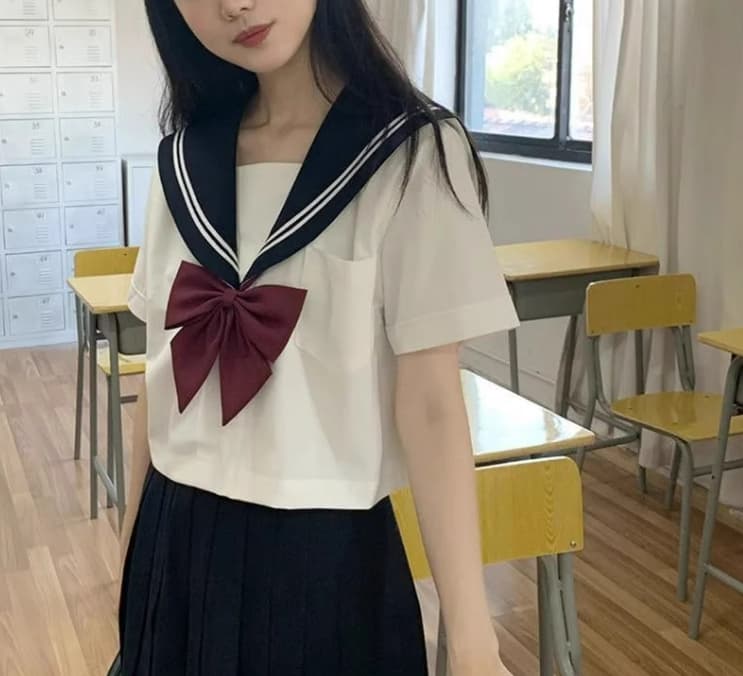 セーラー服 クラシック風 白×紺 リボン付き