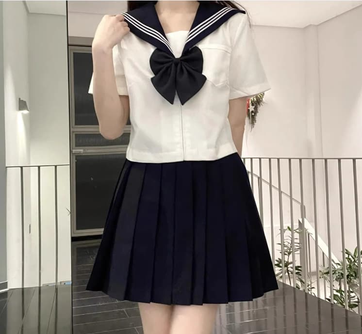 セーラー服 クラシック風 白×紺 リボン付き