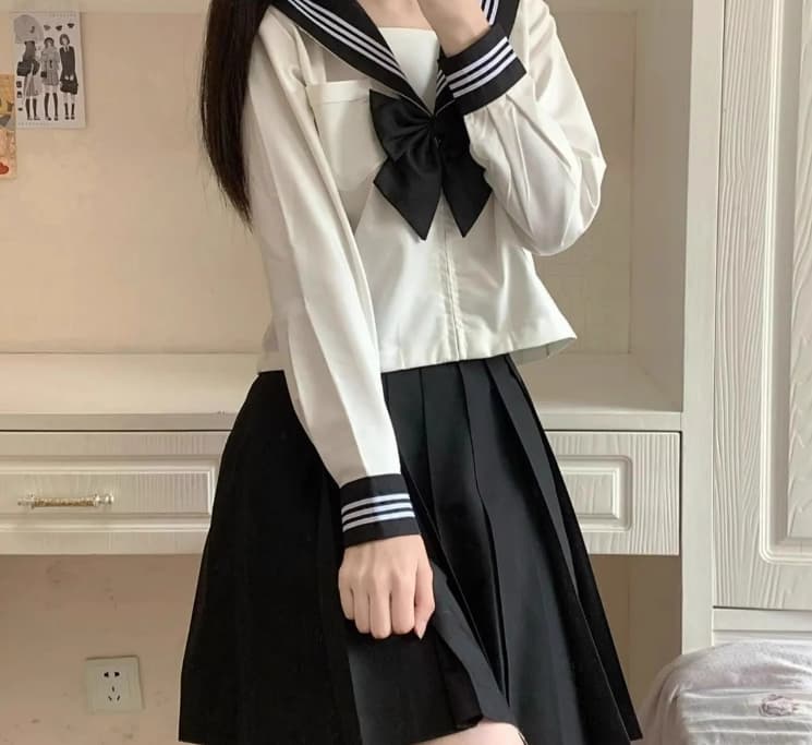 セーラー服 クラシック風 白×紺 リボン付き