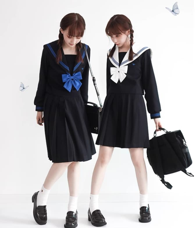 セーラー服 冬の雪国 学生風コスチューム