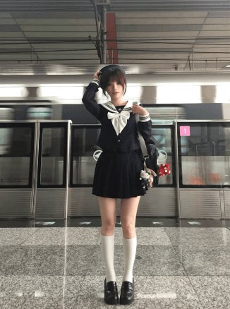 セーラー服 桜色トップス