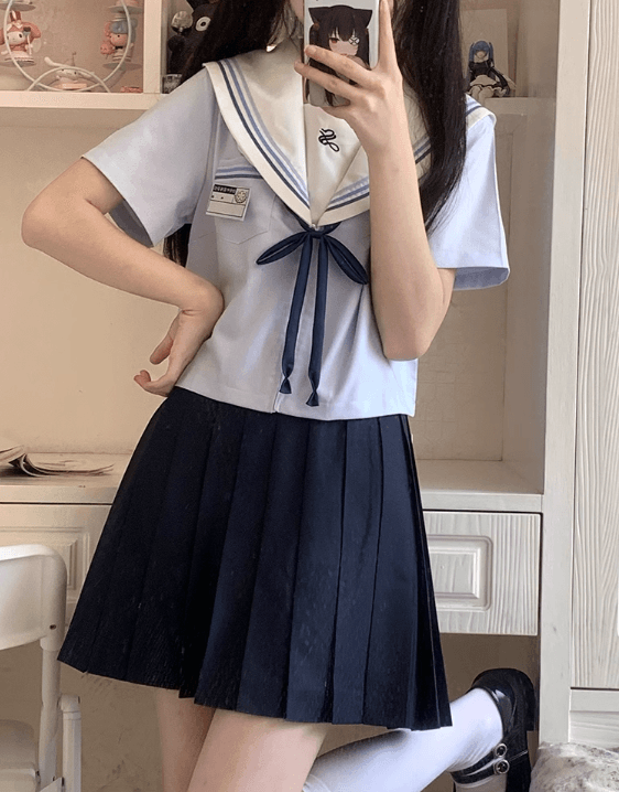 セーラー服 清楚ガーリー ブルーライン制服
