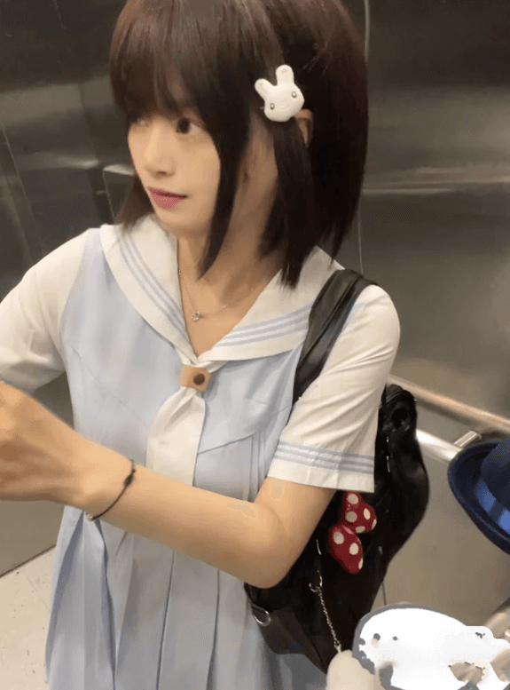 セーラー服 ふんわり白セーラー半袖ワンピース