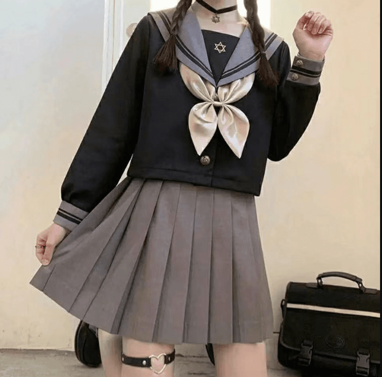 セーラー服 モノトーンスタイル