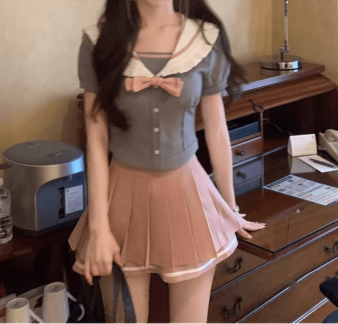 セーラー服 甘めグレーセーラーカラー 半袖トップス