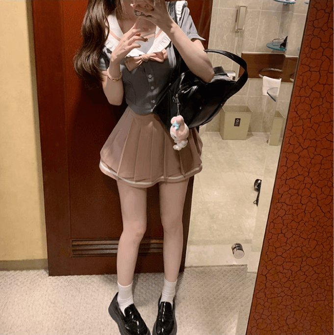 セーラー服 甘めグレーセーラーカラー 半袖トップス