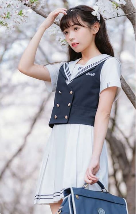 セーラー服 春風舞う桜セーラー制服