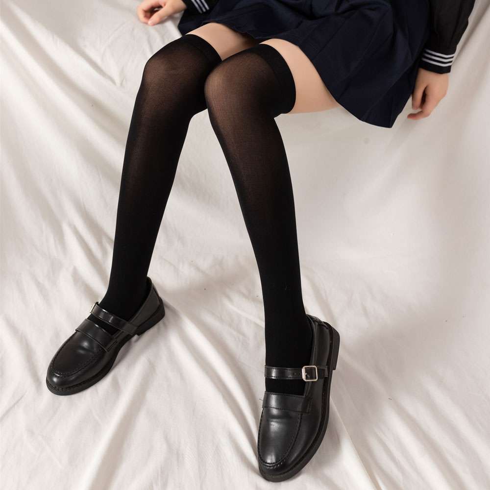 セーラー服 学生風 と膝上丈靴下セット