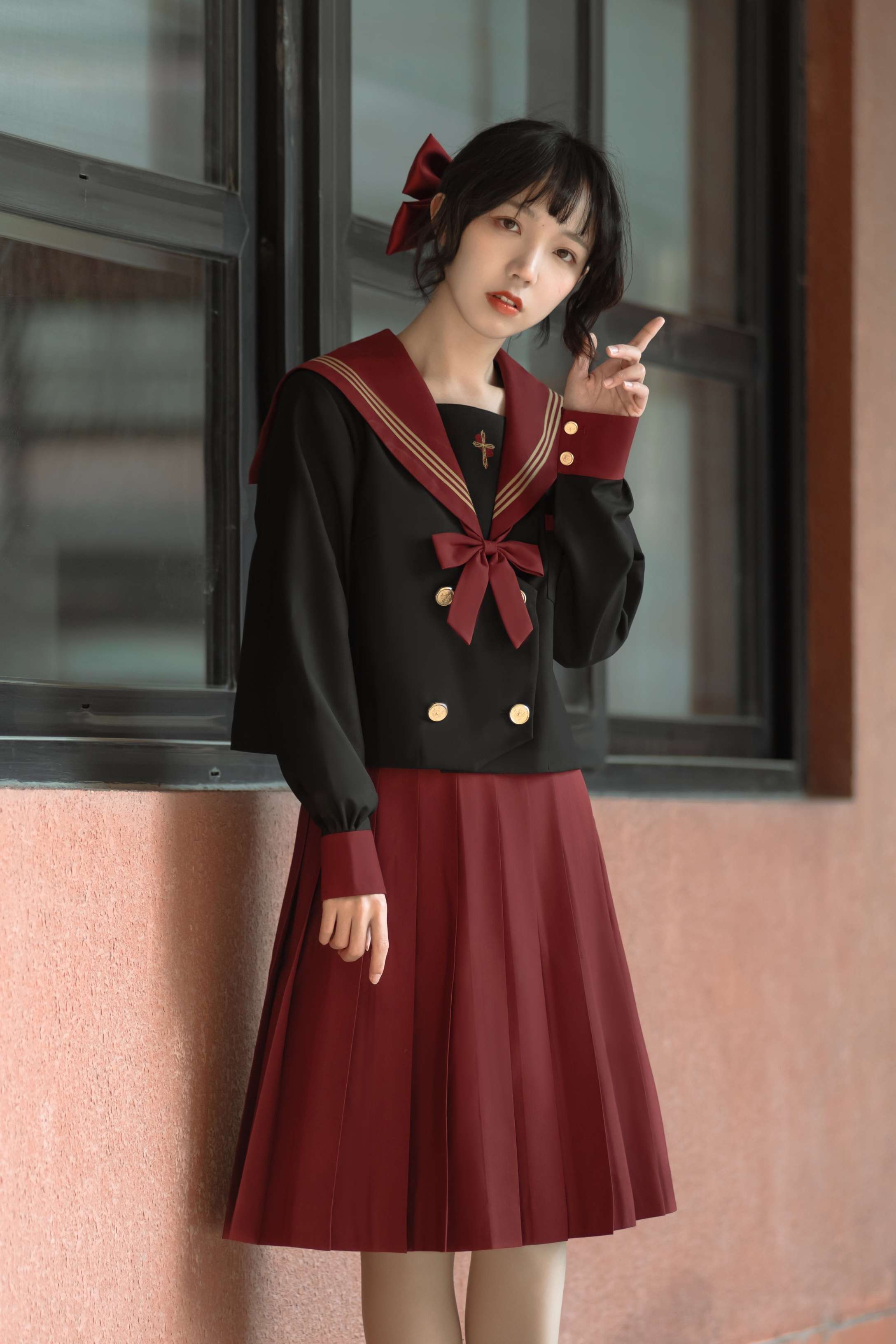 セーラー服 古典的リボン付き 制服