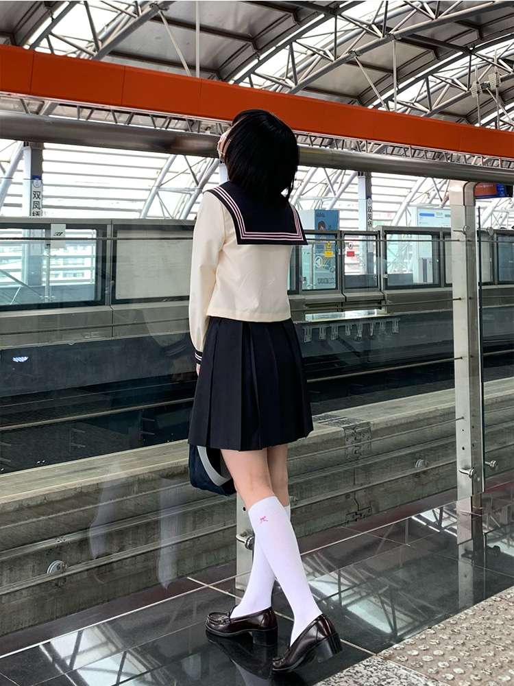 セーラー服 清楚可愛い学園風 コスプレセット