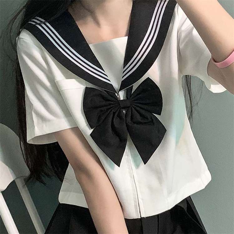 セーラー服 JK風 コスチューム 白黒リボン付き
