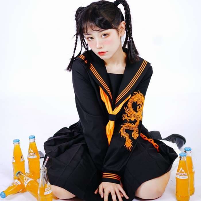 セーラー服 ドラゴン刺繍入り黒