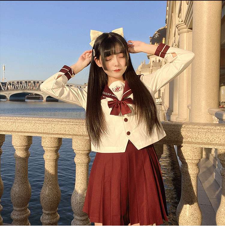 セーラー服 清楚な雰囲気の学園風