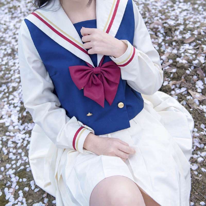 セーラー服 桜舞う春の学園風 コスチューム