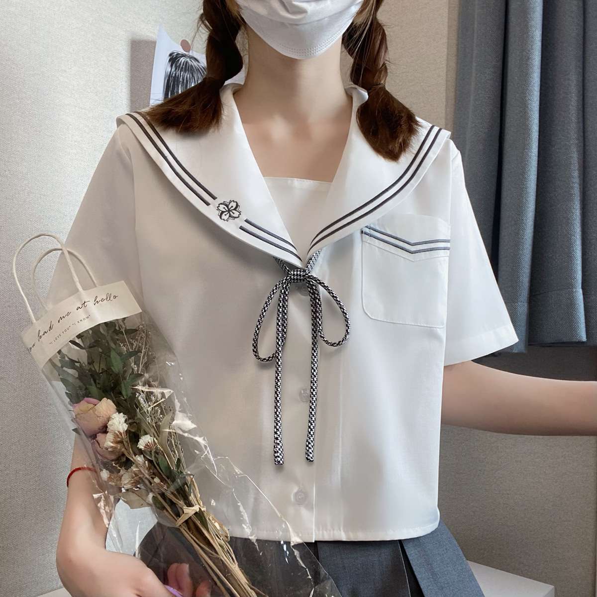 セーラー服 クラシック風セーラーカラー半袖ブラウス