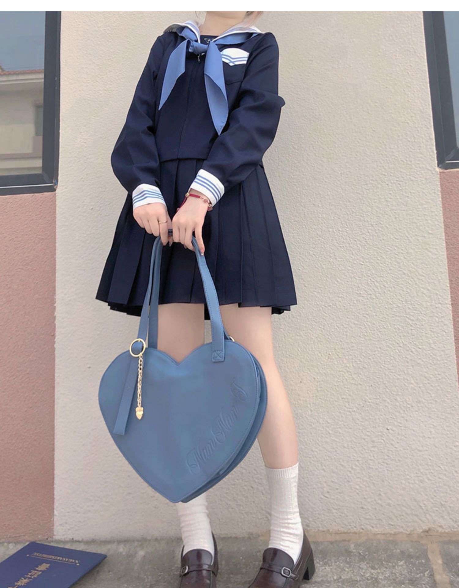 セーラー服 清楚な学生風 コスプレ衣装