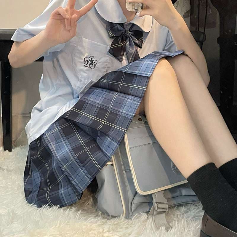 セーラー服 清楚な雰囲気の学生風 セット