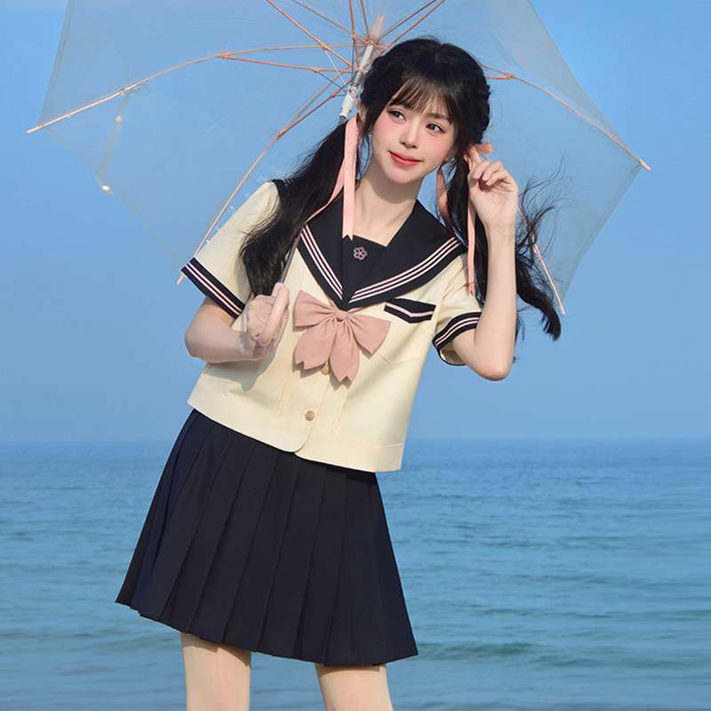 セーラー服 夏の海辺 コスプレ衣装