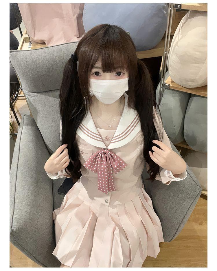 セーラー服 さくら刺繍入り水玉リボン