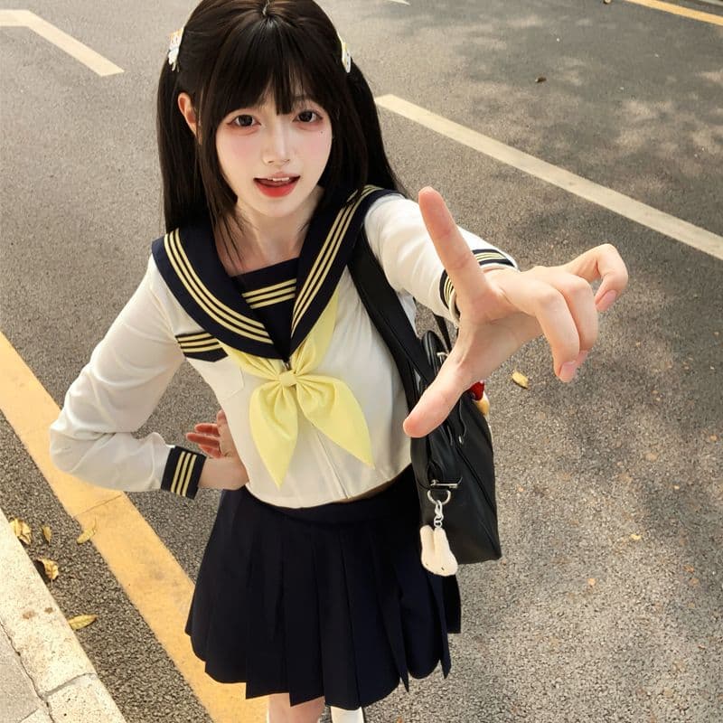 セーラー服 伝統的な襟ライン 長袖セーラートップス