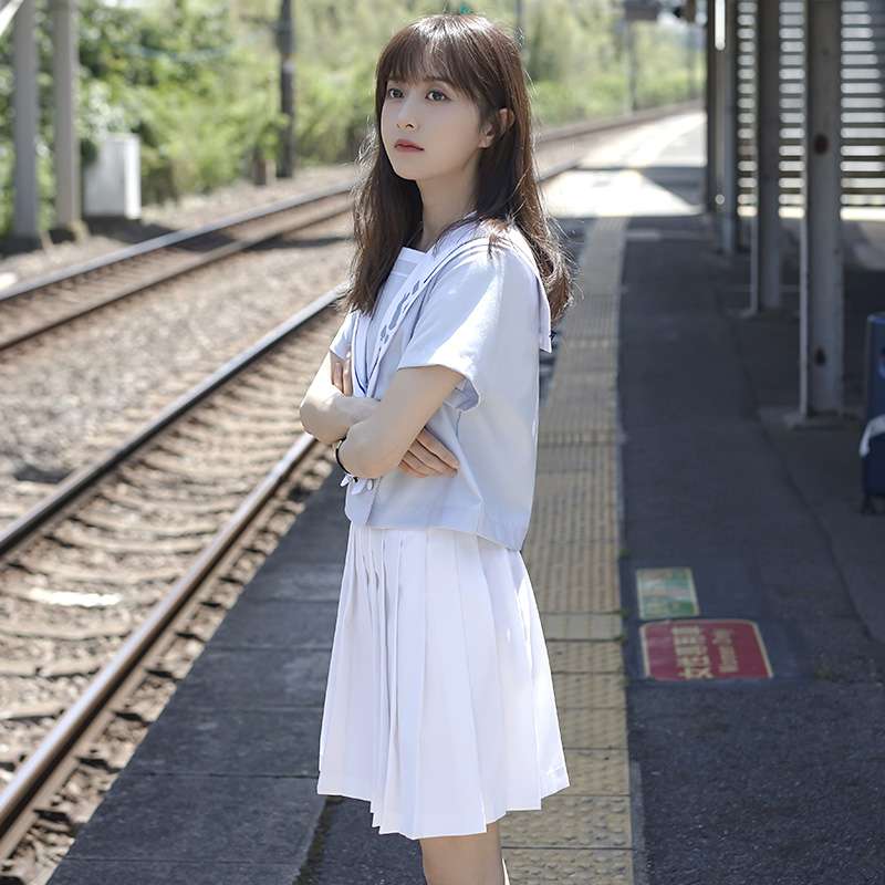 セーラー服 ウサギモチーフ セーラーカラー 半袖トップス