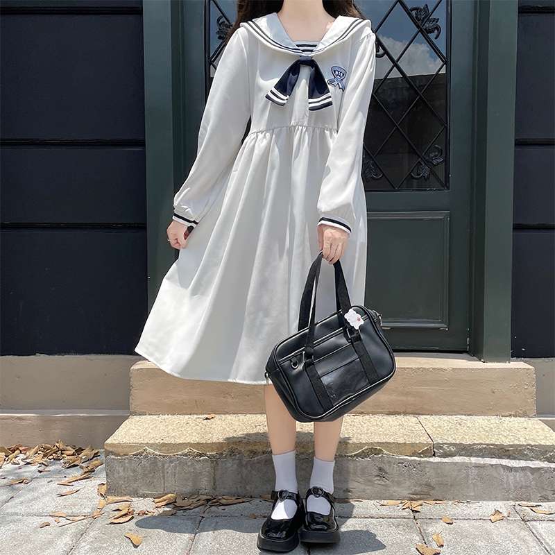 セーラー服 レトロ風セーラーカラーワンピース