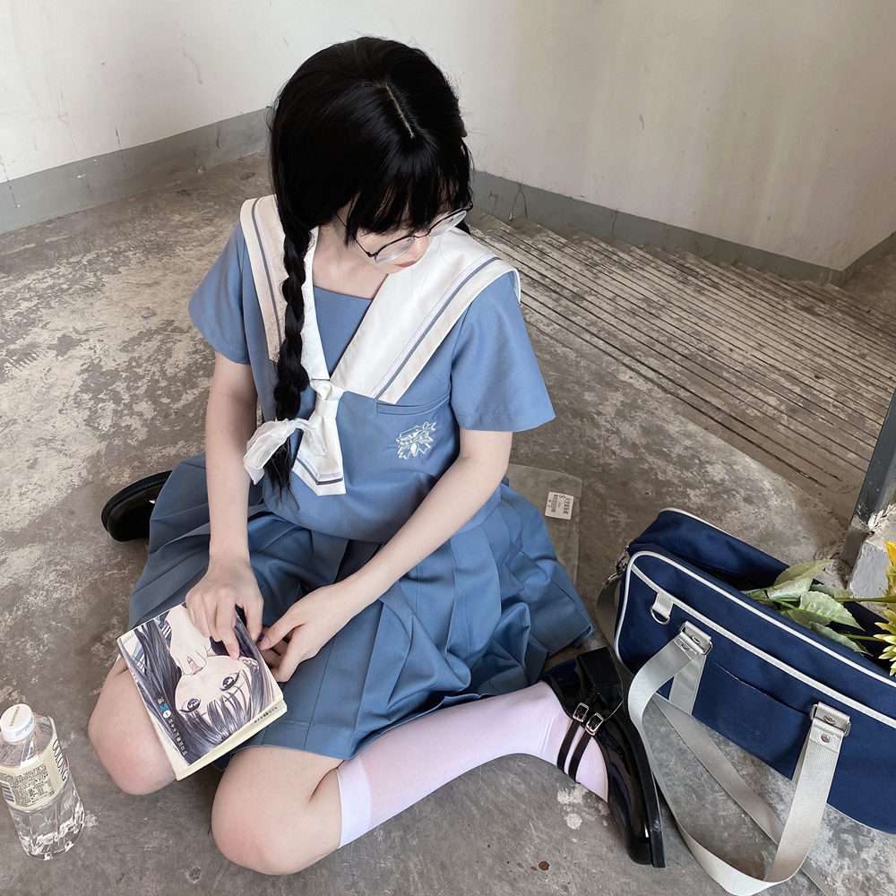 セーラー服 清涼感溢れる青空 セット