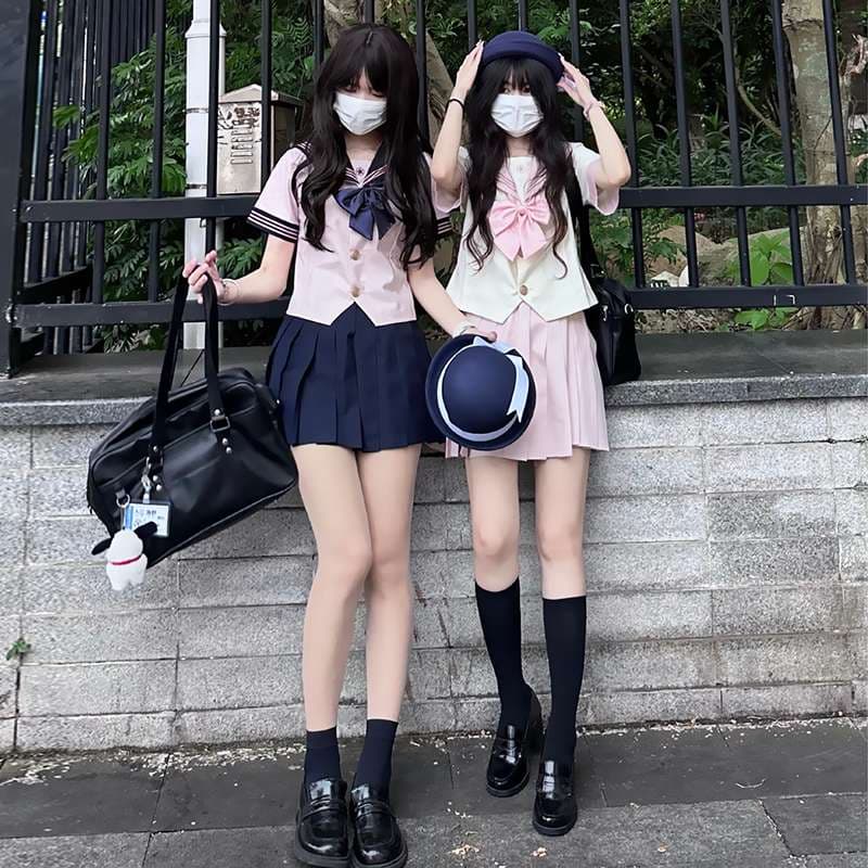 セーラー服 ふんわり甘め 桜ピンク