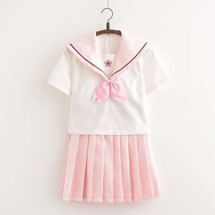 セーラー服 セーラーカラーと紺色のリボン