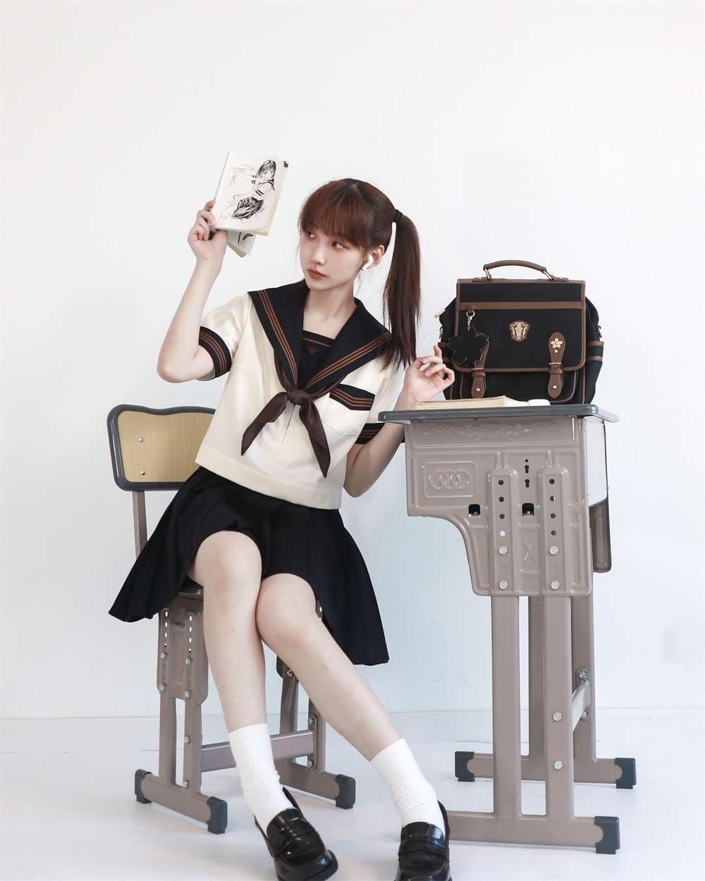 セーラー服 クラシック学生風 ブラウン