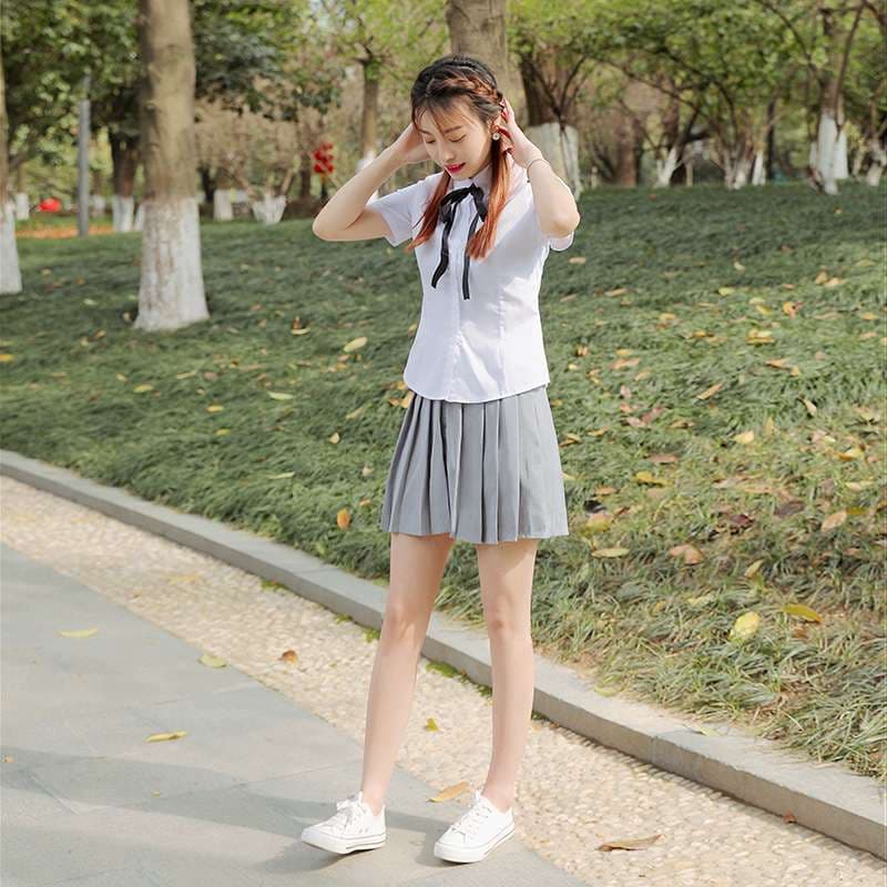 セーラー服 学生カップル風モダンスクールユニフォーム
