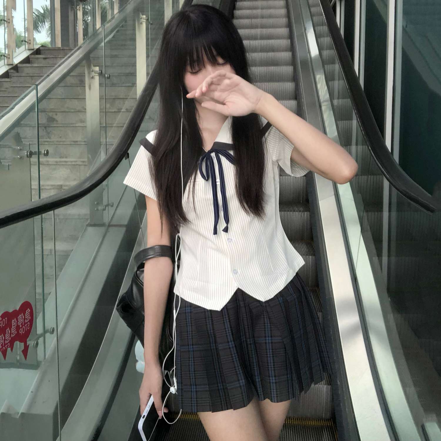 セーラー服 白セーラーブラウス 紺リボン付き
