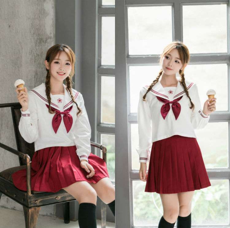 セーラー服 清楚可憐な学園風 制服