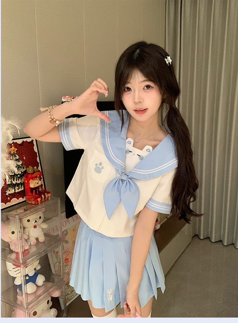 セーラー服 うさぎモチーフ 海の制服