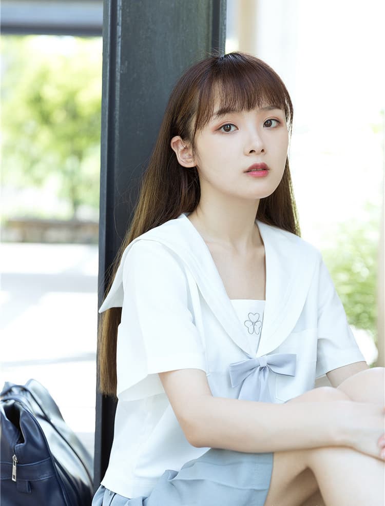 セーラー服 清楚リボン飾り 半袖セーラーブラウス