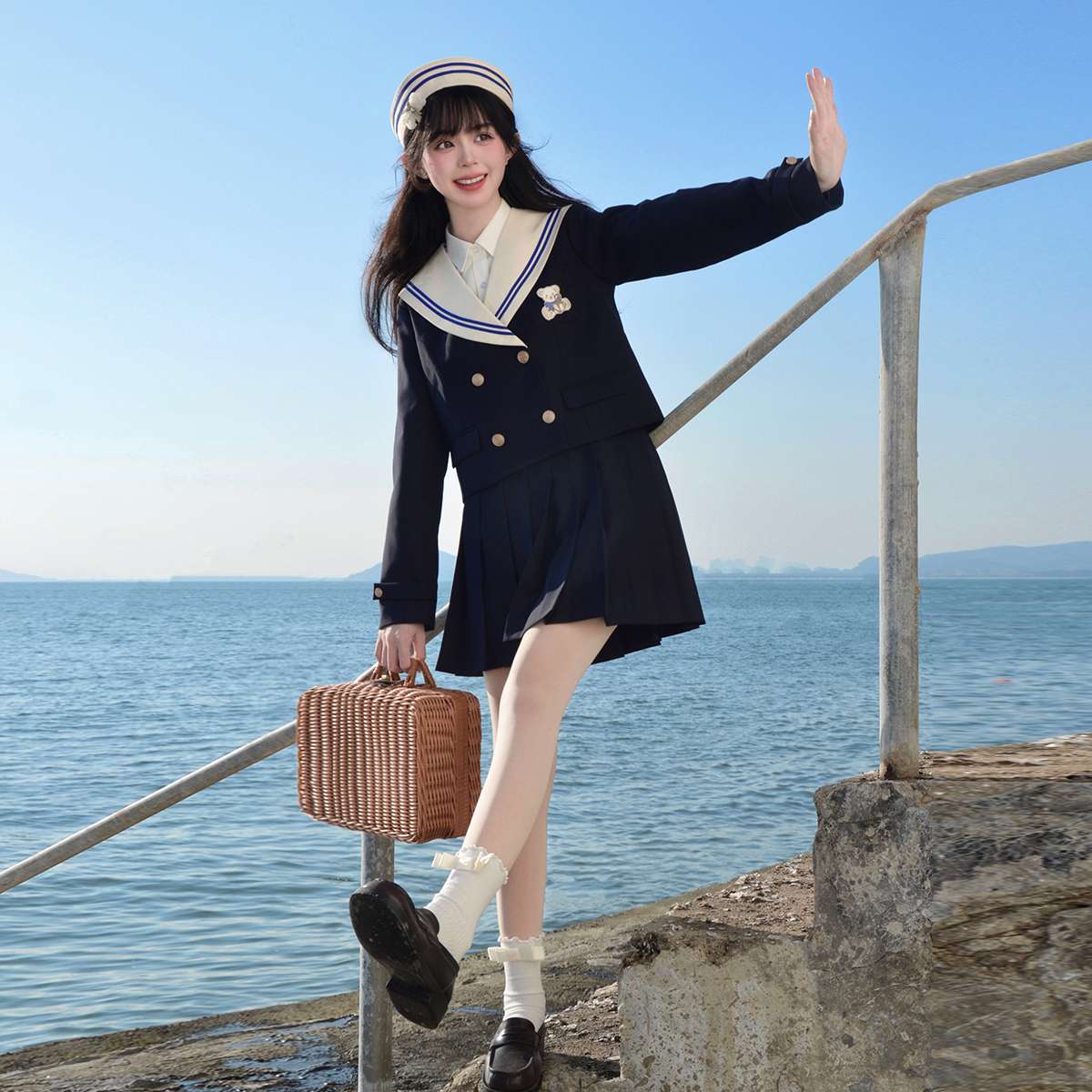 セーラー服 セーラーカラーワンピース 白と紺
