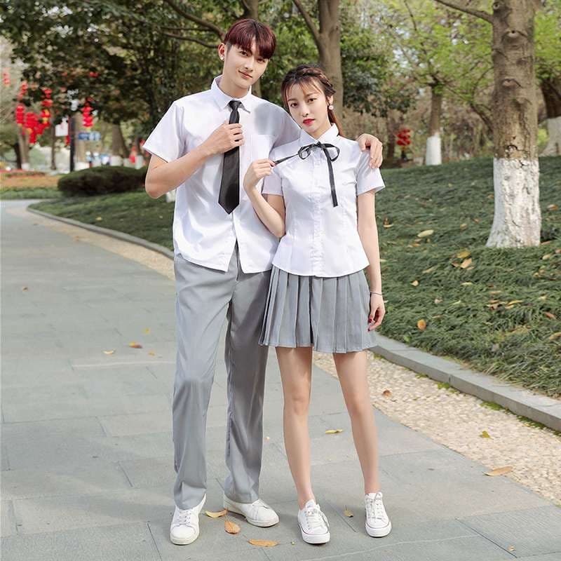 セーラー服 学生カップル風モダンスクールユニフォーム