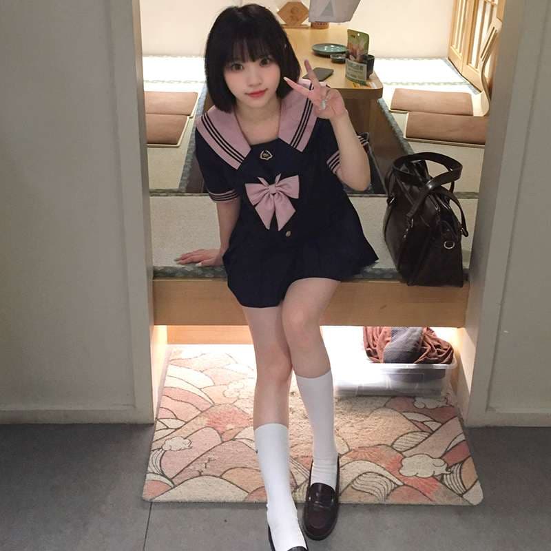 セーラー服 ダークブルー＆ピンクの コスプレセット